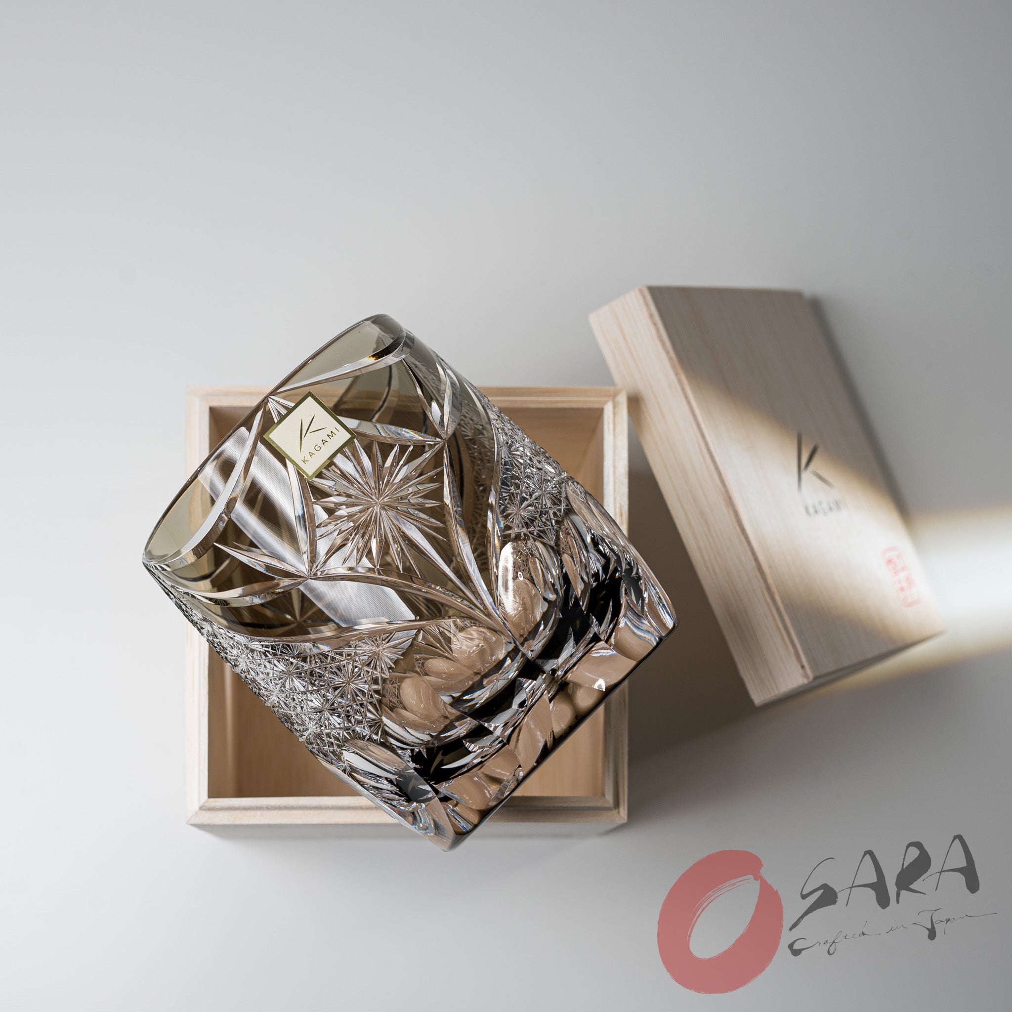 KAGAMI Crystal Multilayer Coloured Rock Glass - Keiunkai / 慶雲海