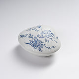 KOUSAIDO Choju-Giga Shell Incense Holder - Playing Chase / 香彩堂 香皿