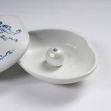 KOUSAIDO Choju-Giga Shell Incense Holder - Playing Chase / 香彩堂 香皿