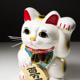 Tokoname Ware Lucky Cat Ornament - 33 cm - Left Hand / 常滑焼き 招き猫