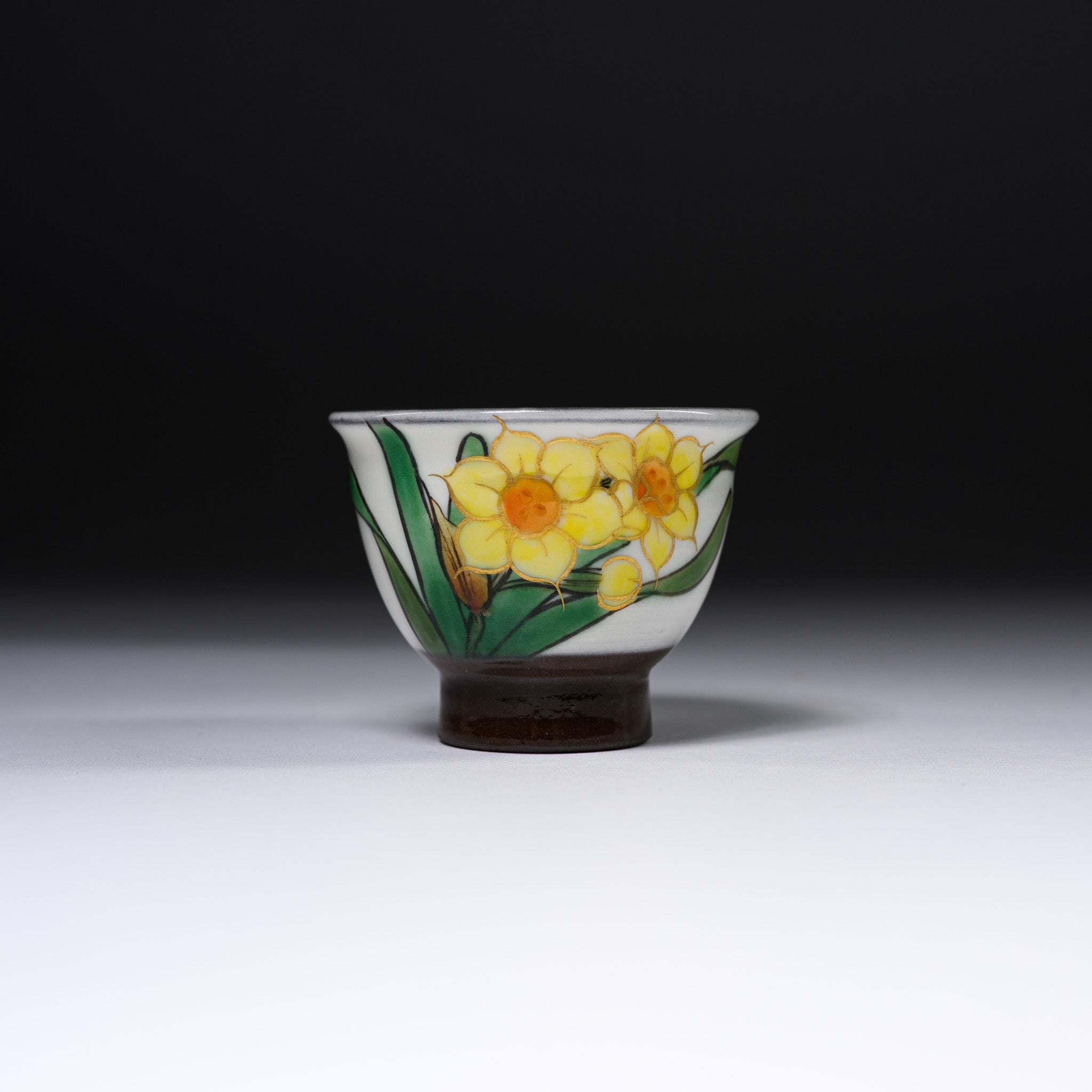 Iroe Touan Kiln Iroe Hand Painted Sake Cup - Narcissus / 京・清水焼 陶葊 ぐい呑み ...
