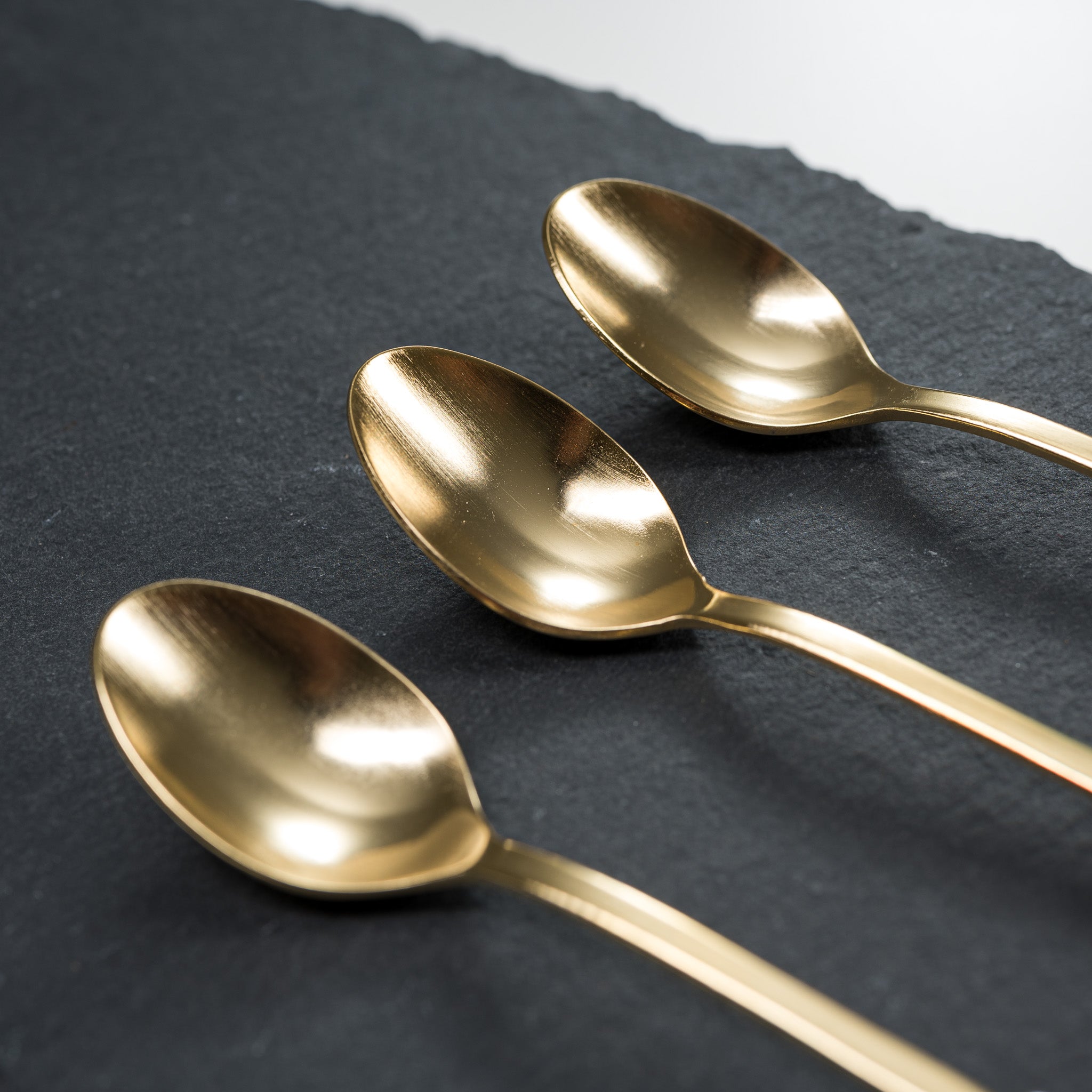 Tsubamesanjo Gold Dessert Spoon - 3 Colour Options / 燕三条 | From Japan ...