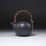 Yui  - 結- Wooden Handle Teapot 600ml - Blue Grey