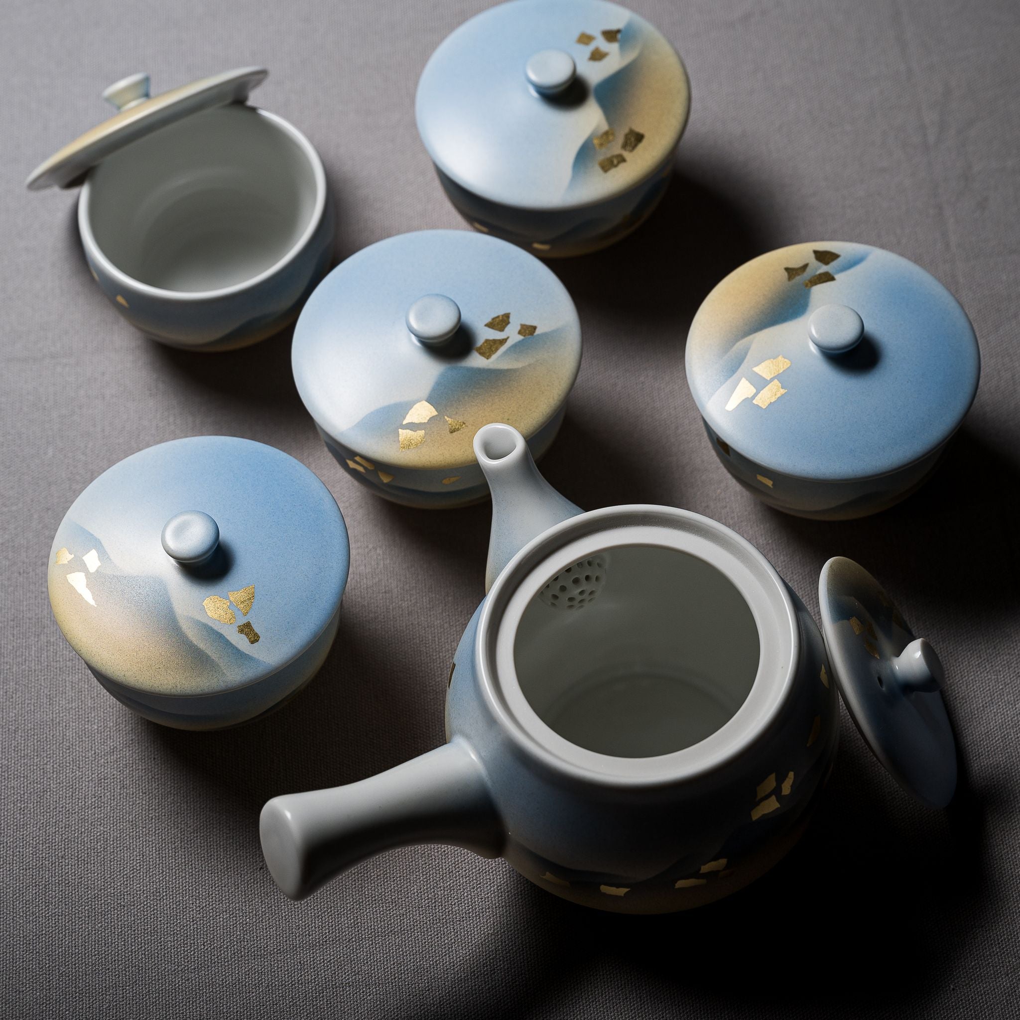 Kutani Ware Teapot and Cup with Lid Set of 5 / 九谷焼 蓋付き茶器セット