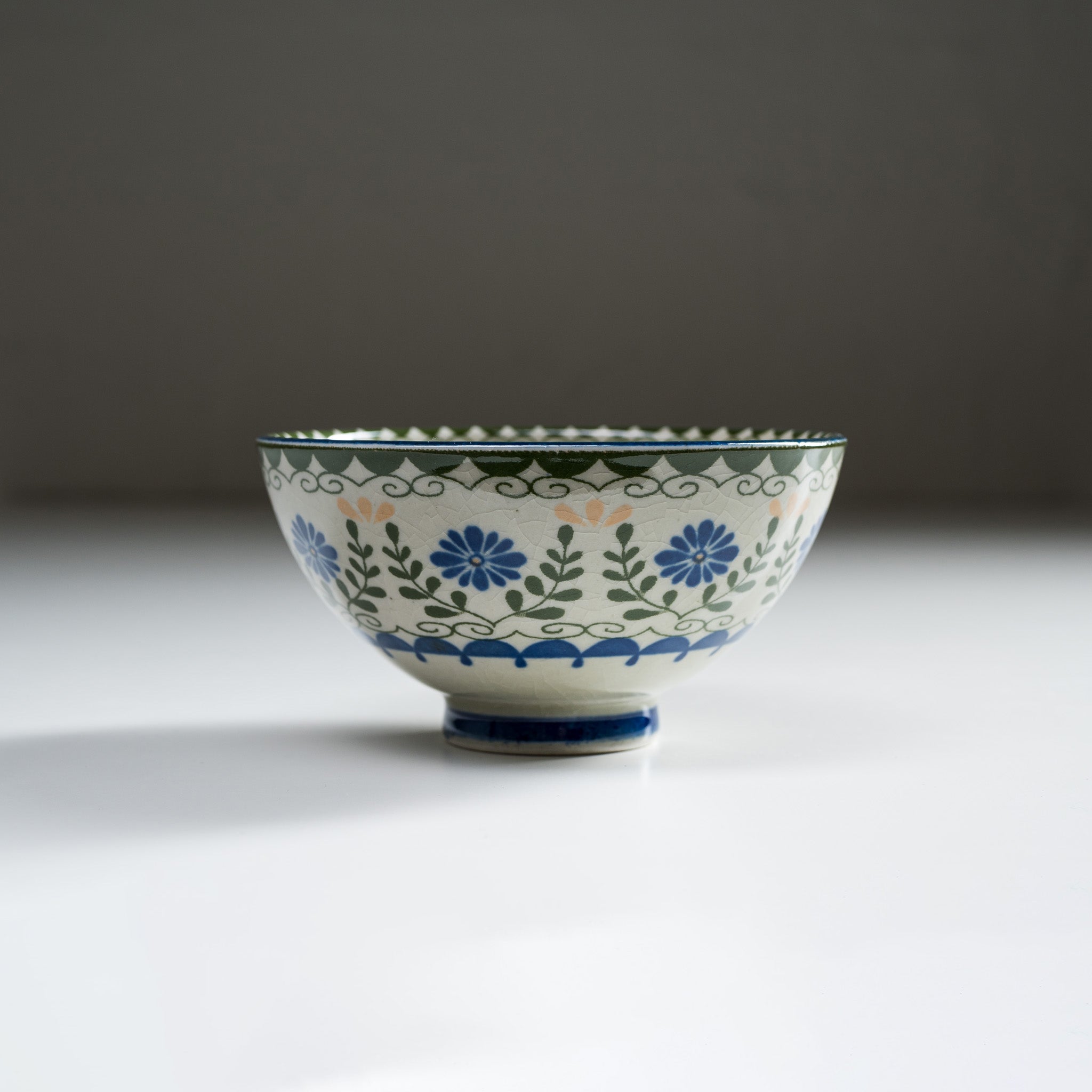 Blue Flower Garden Series - Rice Bowl / 美濃焼き 花園シリーズ