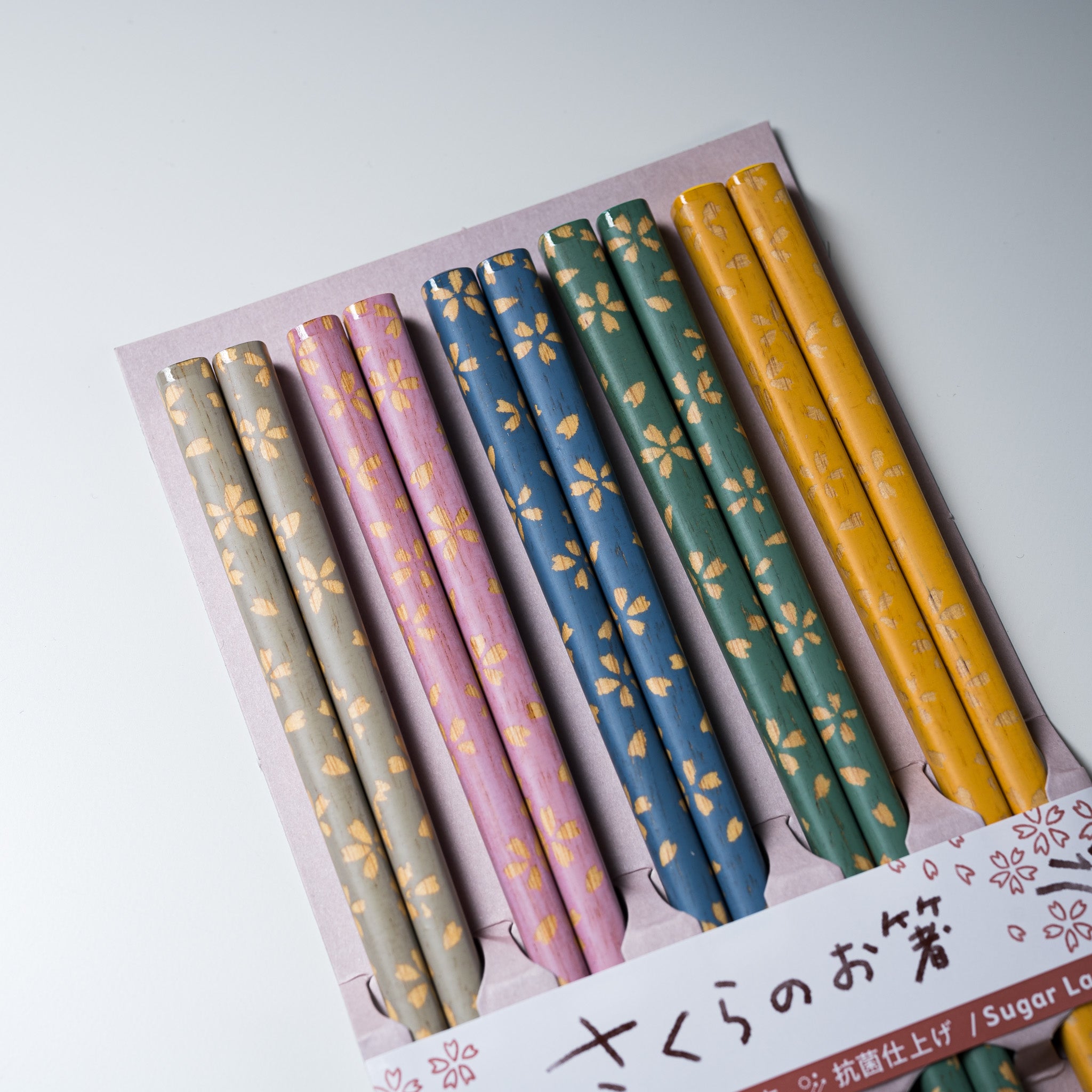 Natural Wood Sakura Theme Chopsticks - Set of 5 / さくらのお箸