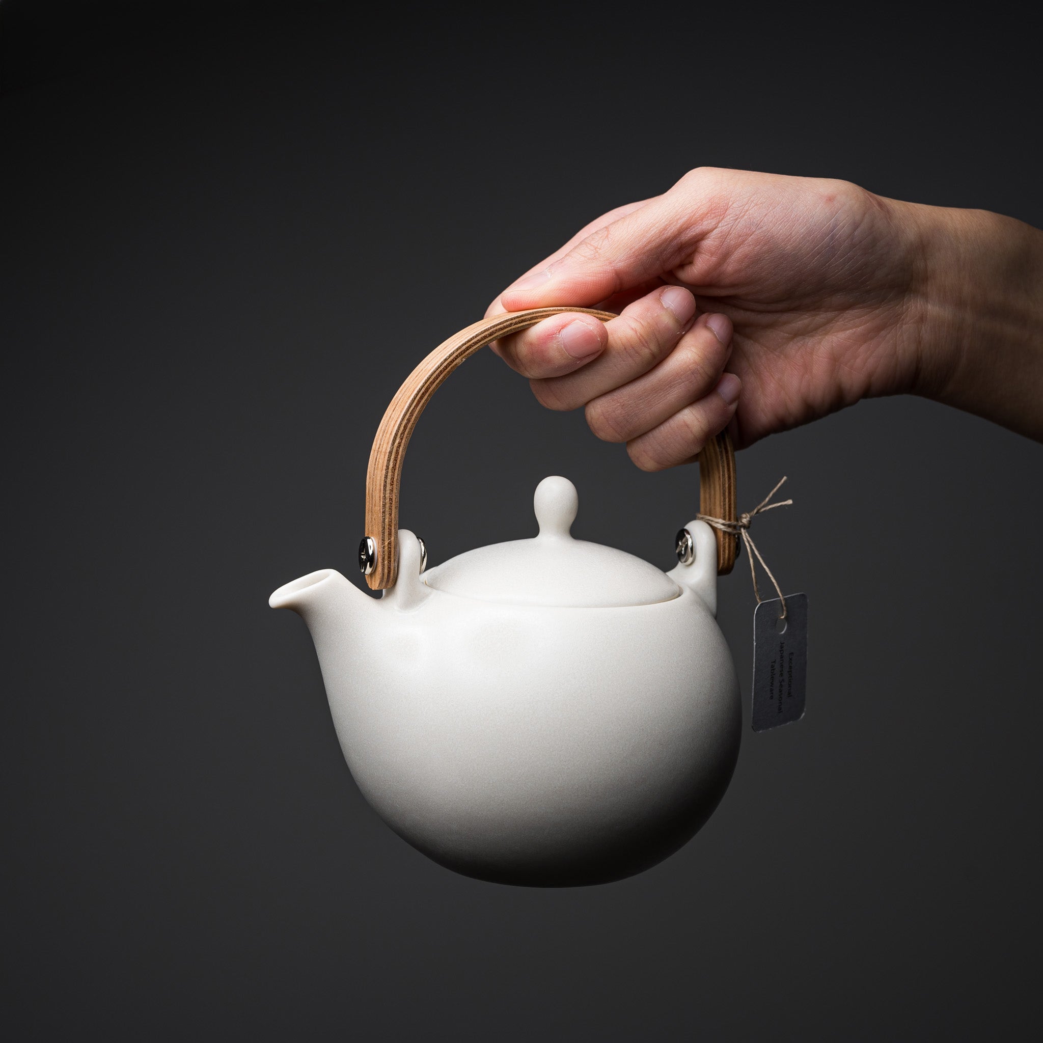 Yui Wooden Handle Teapot 330ml - White