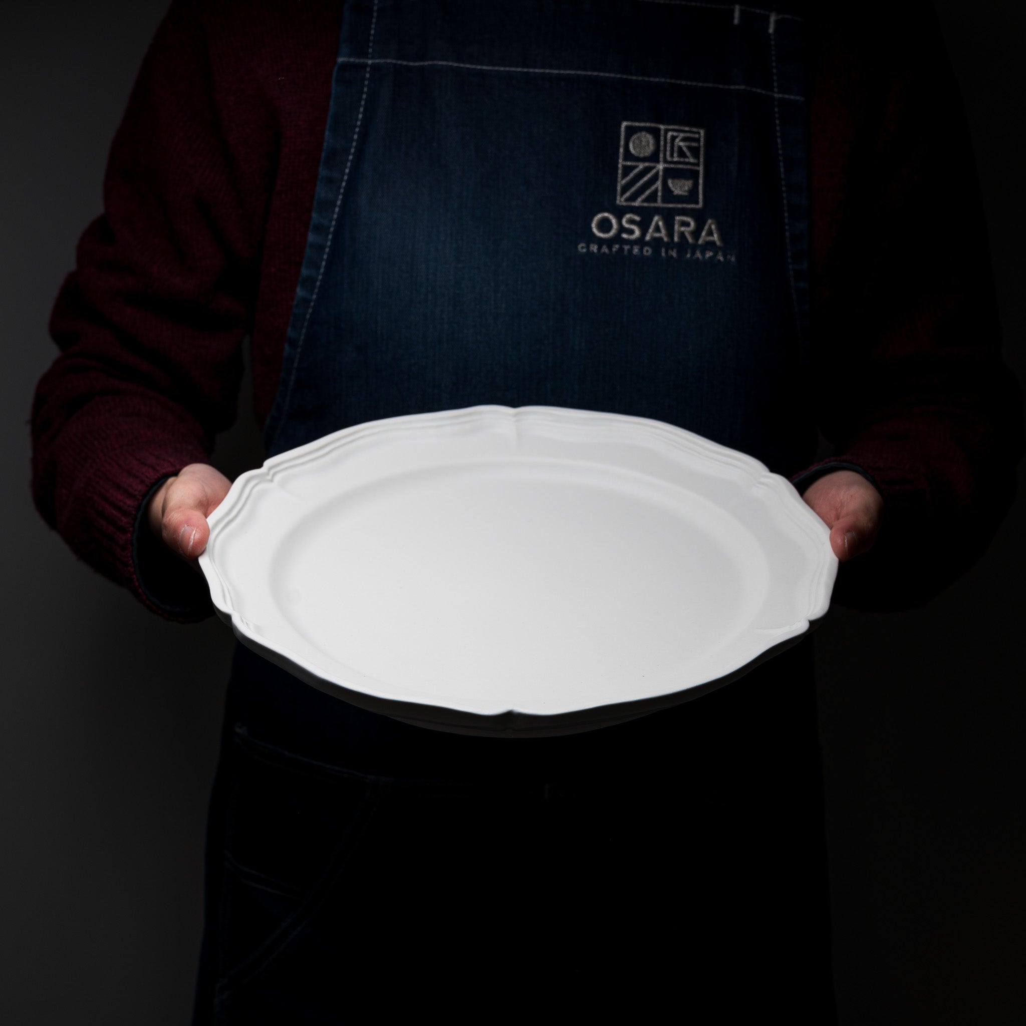 Usuki ware Handmade Rinka Large Plate - 28 cm / 臼杵焼き 輪花 大皿