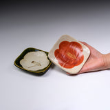 Zoho Kiln Square Camellia Plate - 2 Options / 蔵珍窯 小皿