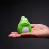 Seto Ware Lucky Ornament - Frog mum with kids / 瀬戸陶芸社 縁起玩具