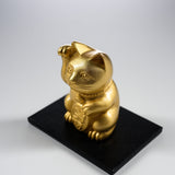 Metal Alloy Ornament with Urushi Paint - Lucky Cat - Gold / 銀雅堂 招き猫