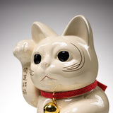 Metal Alloy Ornament with Urushi Paint - Lucky Cat - White - Large 16 cm / 銀雅堂 招き猫