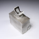 Kutani ware Branch Form Vase - Nakamura Toshito - Friendly Sparrow in the Snow / 九谷焼 花瓶