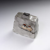 Kutani ware Vase - Nakamura Toshito - Friendly Sparrow in the Snow / 九谷焼 花瓶