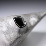 NAKAMURA TOSHITO Kutani Ware Vase - Two Friendly Sparrows in Snow / 九谷焼 花瓶