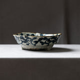 Hand-painted Three Feet Large Bowl - TAKO / タコ唐草