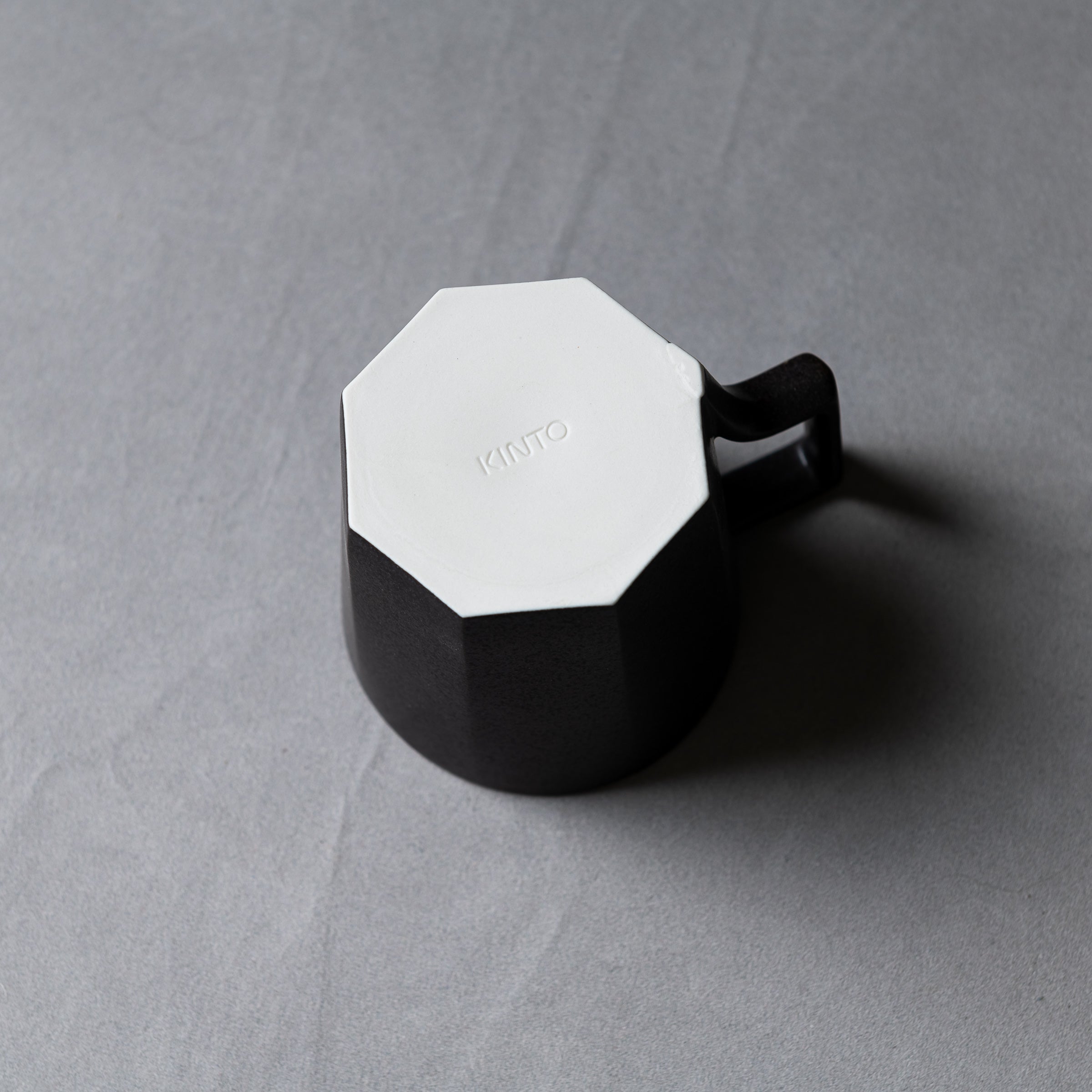 Kinto Oct Mug - Black - 300 ml