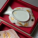 Arita Ware Bream Pair Plate Gift Pack - 13.5 cm - Set of 2 / 有田焼 めで鯛 ギフトセット