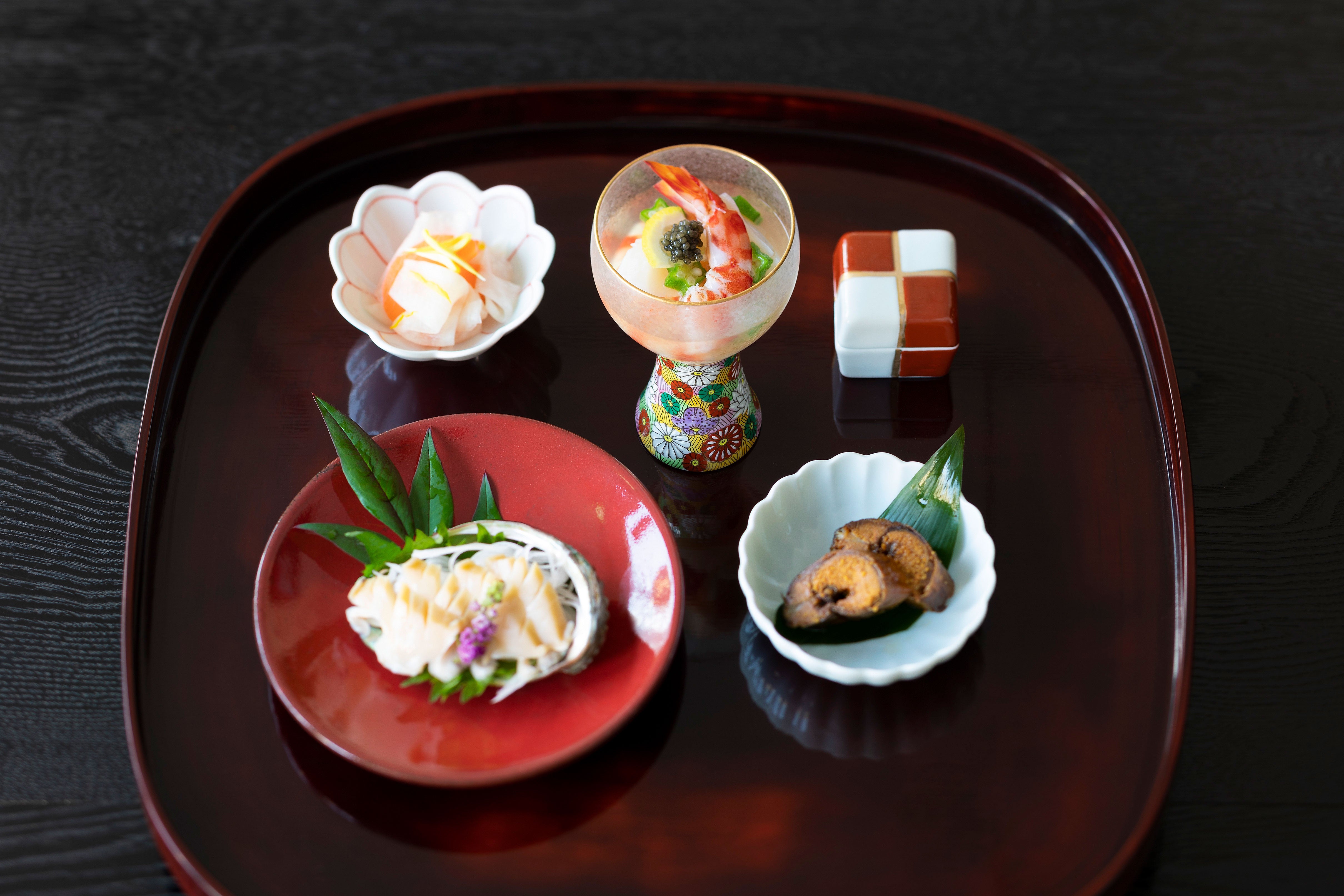 Mizore Kutani Premium Sake Cup - Rich Aroma Taste / みぞれ九谷 はなやか