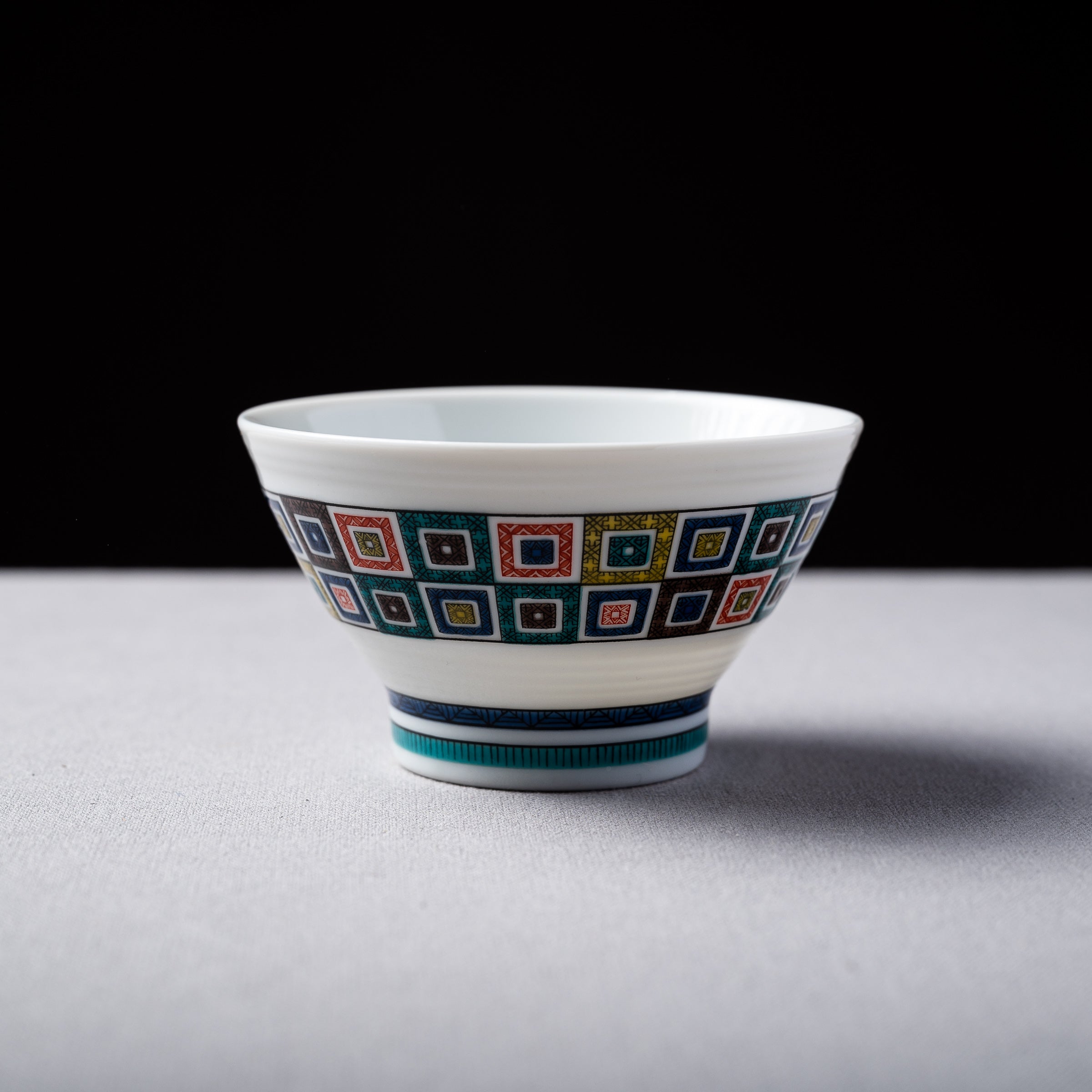 Kutani ware Design Rice Bowl / 九谷色絵 千段飯碗