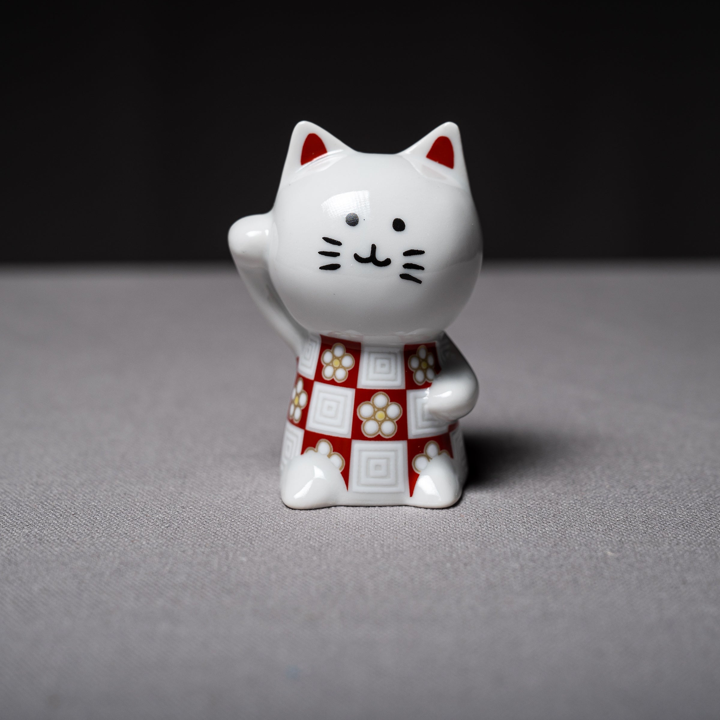 Kutani Design x Beckoning Cat - 9 Kinds / 九谷色絵×招き子猫