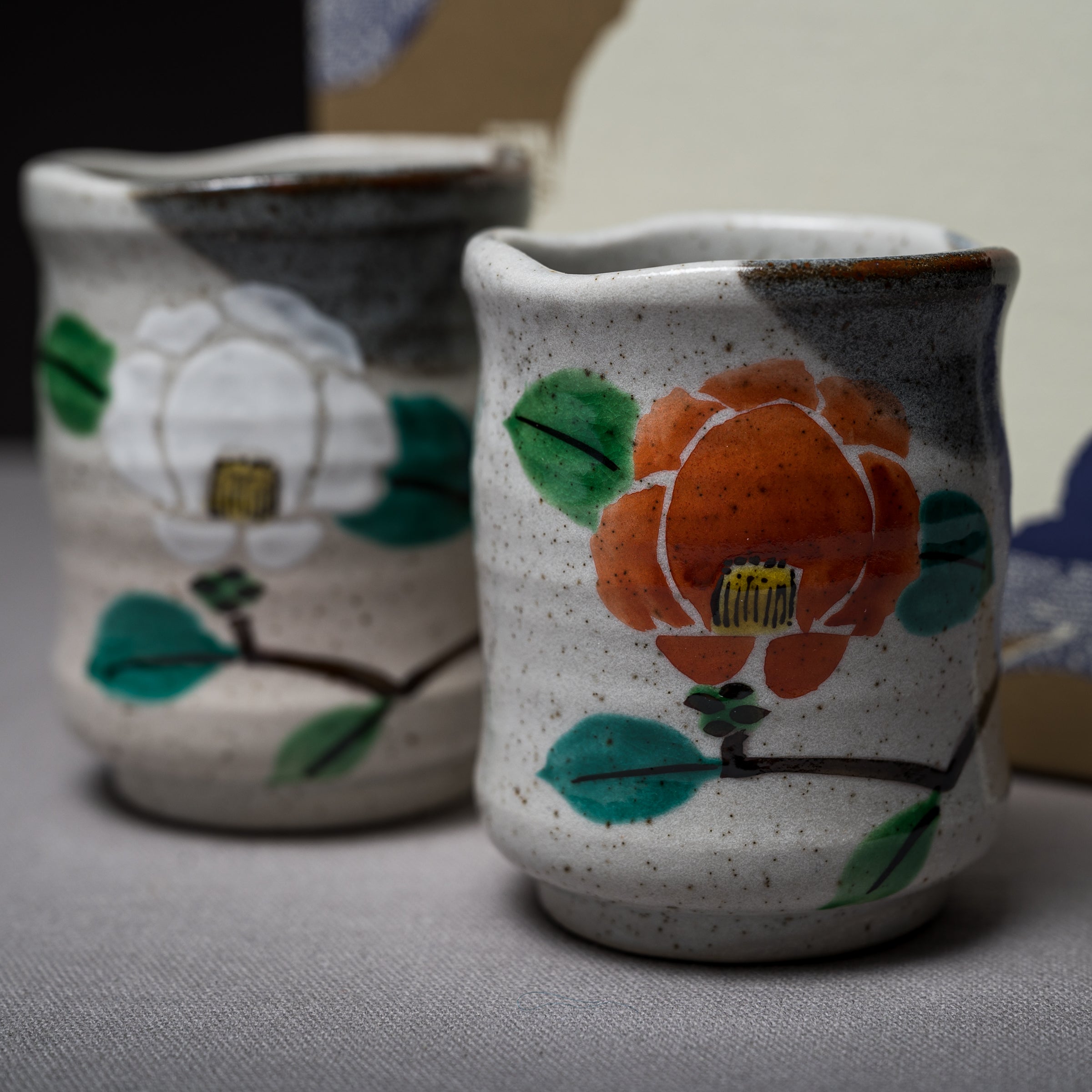 Kutani ware Pair Tea Cup - Camellia / 九谷焼 椿 ペア湯呑み