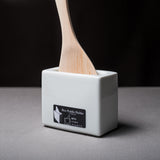 Saliu White Porcelain Scoop Stand Rice Paddle Holder / しゃもじ立て