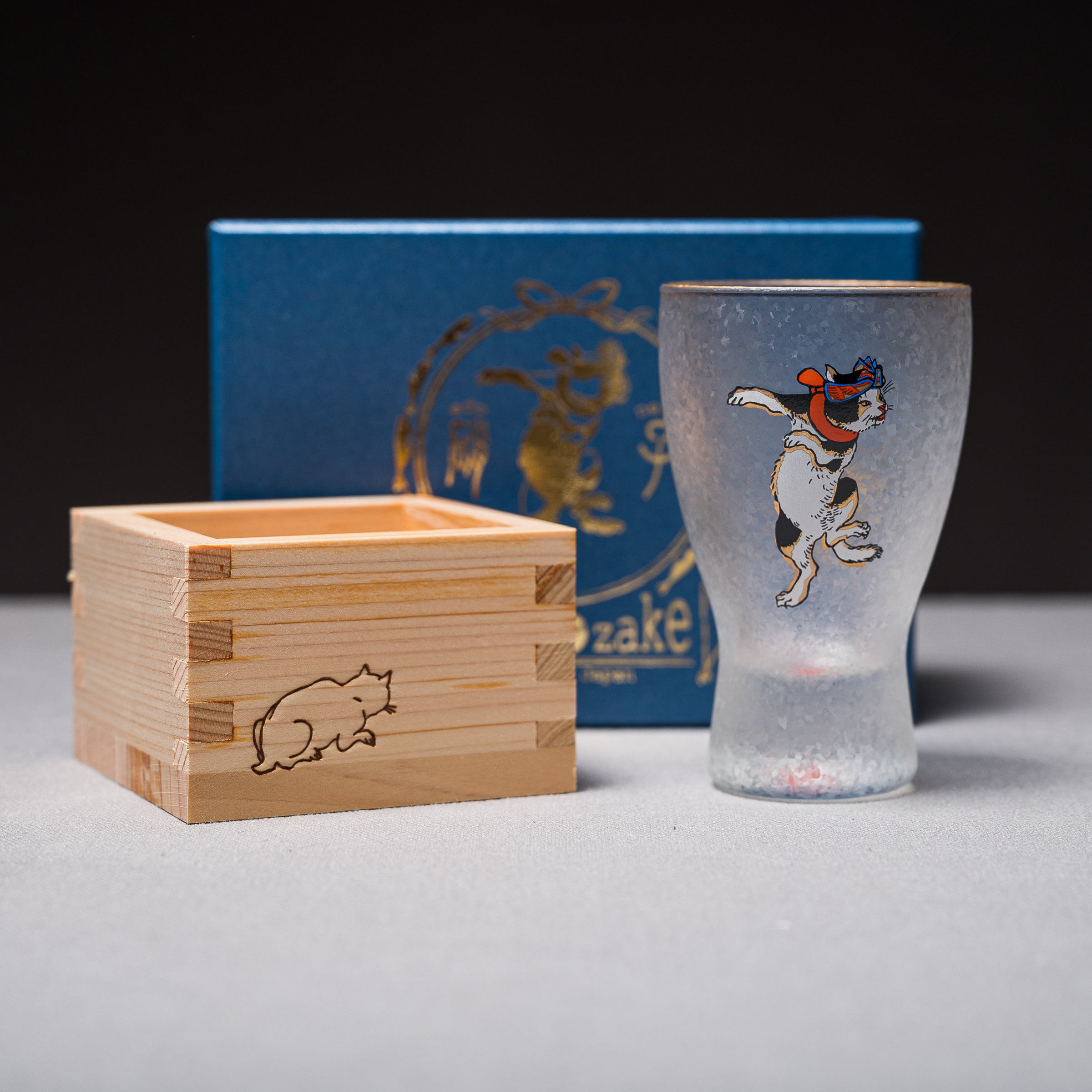 Edoneko Masuzake / Cat Sake Cup with Wooden Masu - Hachimaki Cat 枡酒グラス はちまき猫