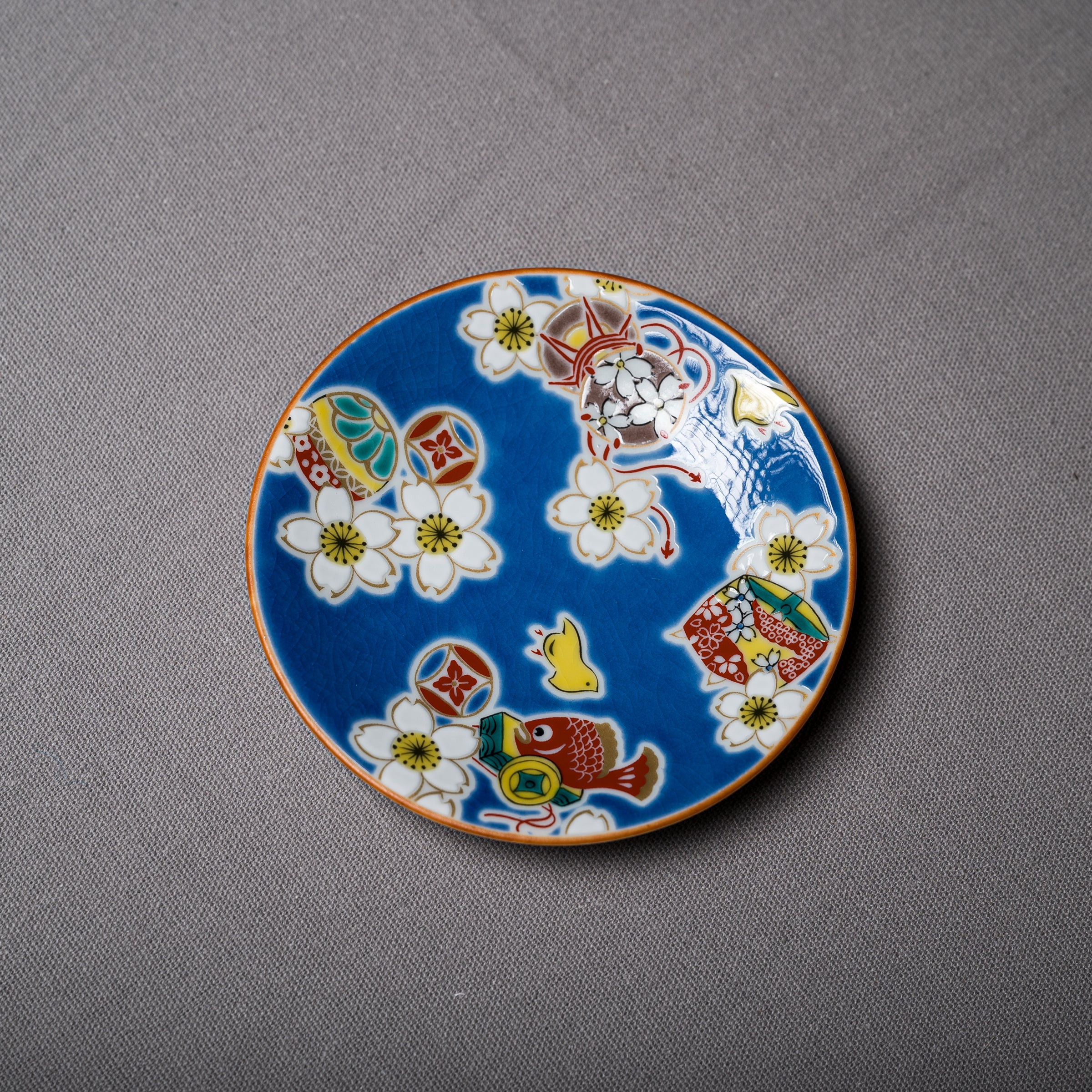 Kutani Design x Round Plate - 12 cm / 九谷焼き 縁起物 小皿